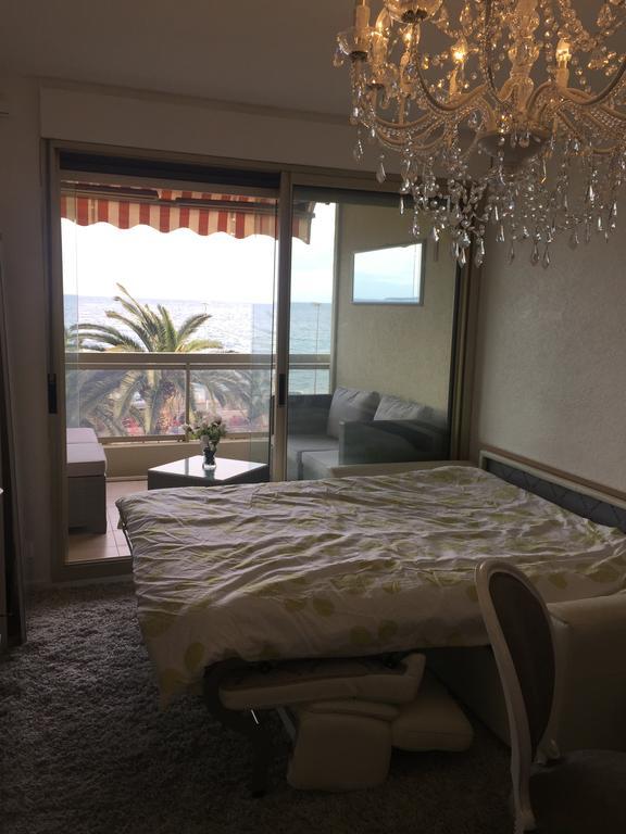 Dionysos Vue Mer Cannes Quarto foto