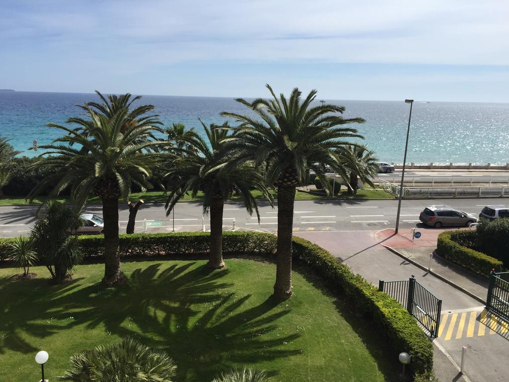 Dionysos Vue Mer Cannes Exterior foto